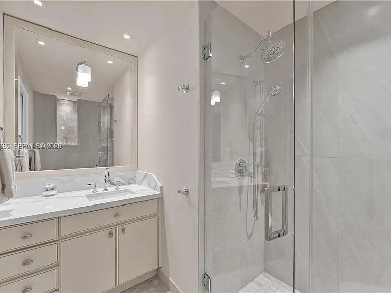2244 Fisher Island Dr #3404 — Photo 33