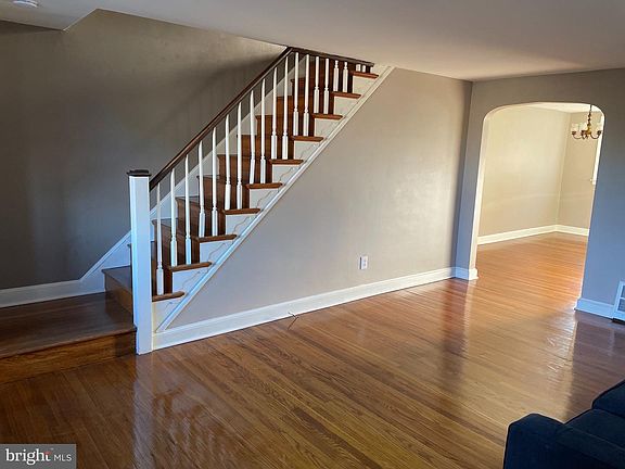5th image of 2573 Stoneybrook Ln