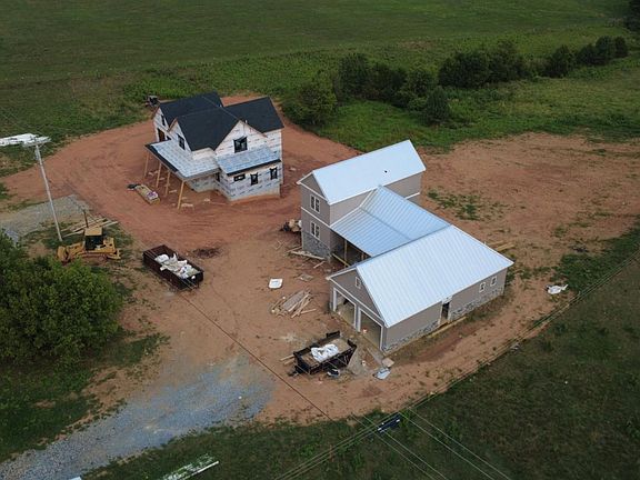 3rd image of 2624 Fancy Farm Rd
