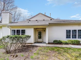 411 Bayberry Ct, Englishtown, NJ 07726