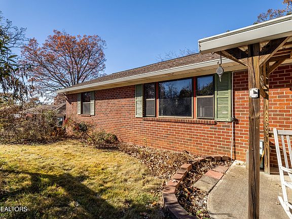 2nd image of 2609 Patrick Ave