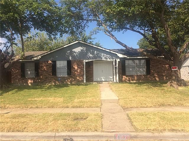 1st image of 1625 Bobbie Ln