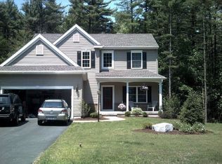 10 Royal Pines Rd, Fort Edward, NY 12828