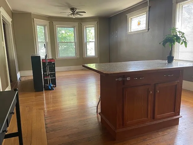 3 bed, 1400 sqft, $2,800 — Photo 3