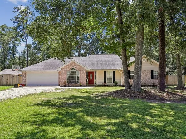612 Heavens Dr, Mandeville, LA 70471