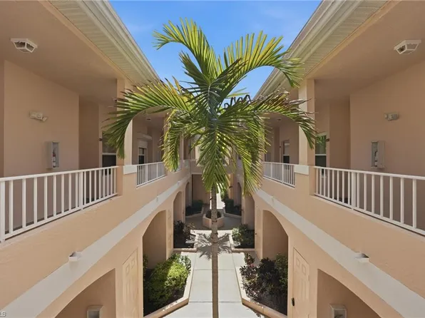 1096 Woodshire LN #C202, NAPLES, FL 34105