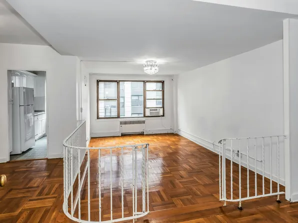 98-50 63rd Drive image 1 of 8