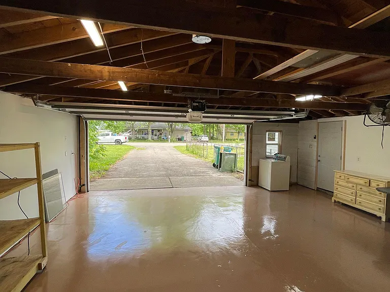 2563 Hearthside Dr — Photo 35