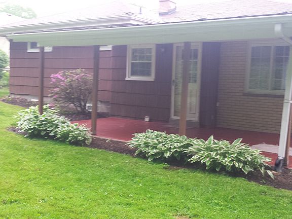 3rd image of 2788 Hastings Ave
