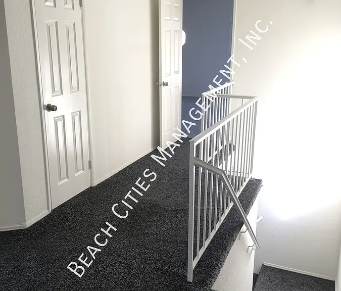 202 Elmira Ave — Photo 21