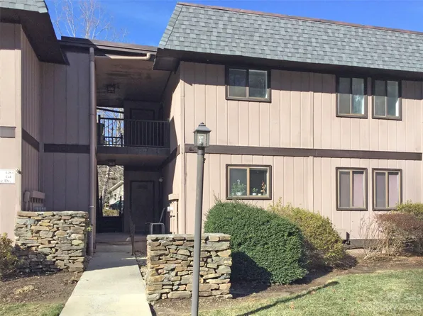 33 Lake Dr APT G8, Hendersonville, NC 28739