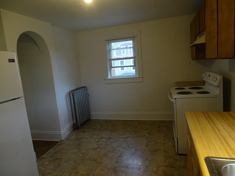435B Winchester Ave — Photo 30