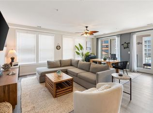 3700 Sandpiper Rd APT 225A, Virginia Beach, VA 23456