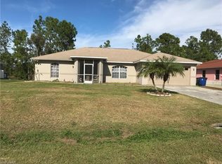 426 Boleyn Cir, Lehigh Acres, FL 33974