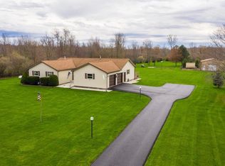 3498 Avrill Rd, Caledonia, NY 14423