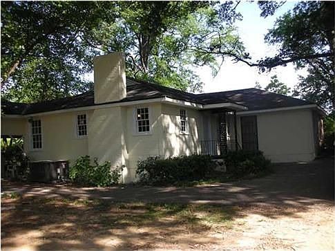 5th image of 1423 31st St E