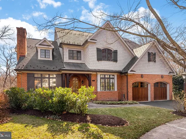 4109 N Randolph Ct, Arlington, VA 22207
