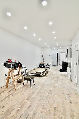 1st image of 693 Bristol St APT 2R