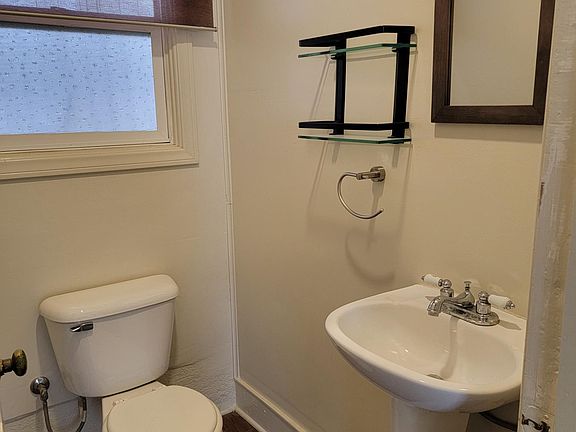 5th image of 2318 31st St