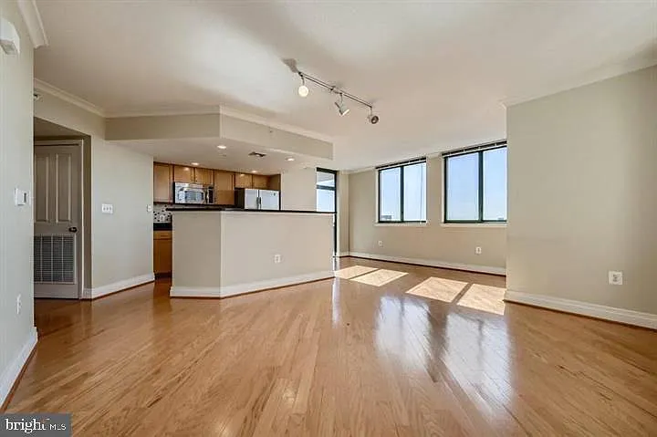 414 Water St #2414 — Photo 4