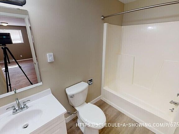 5th image of 403 E Park St APT 23