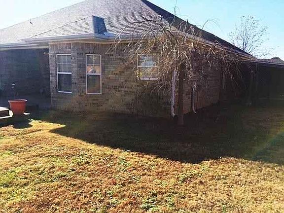 2nd image of 634 N Timeless Dr