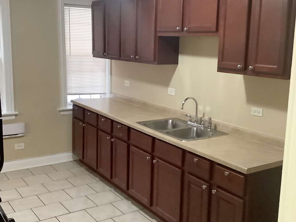 1st image of 5518 W Jackson Blvd #18-G