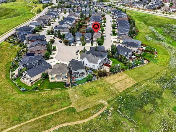 131 W Cranarch Cres SE, Calgary, AB T3M 2J2