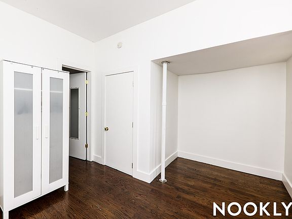 4th image of 1517 De Kalb Ave #2R