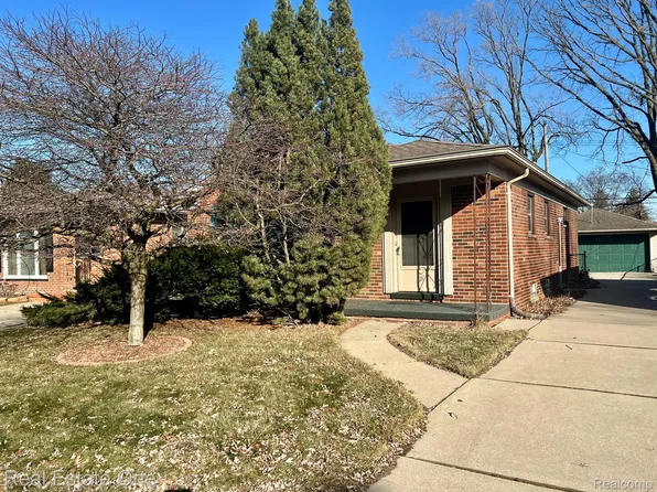 9070 Riverview Ave, Redford, MI 48239