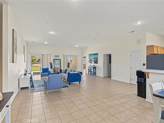 4th image of 17643 Santa Ana Ave