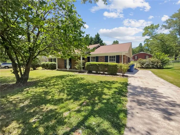 1309 Lashley Park Dr, Gibsonville, NC 27249