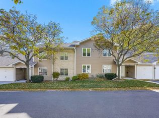 1807 1/2 County Road East E #34, Saint Paul, MN 55110