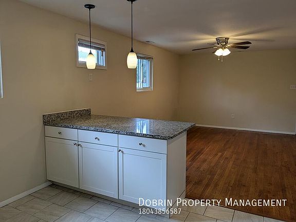 3rd image of 1424 Winder St APT 2