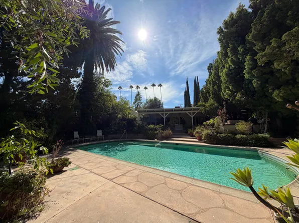 5412 Encino Ave, Encino, CA 91316