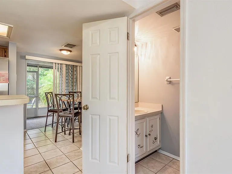1602 Brigadoon Dr — Photo 12