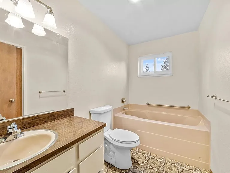 3146 Buckeye Ct — Photo 3