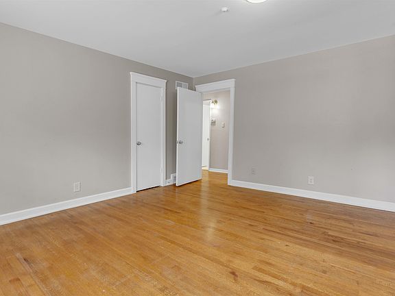 5th image of 4949 Kimball Ave