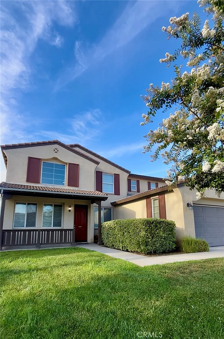 5 bed, 2647 sqft, $3,800 — Photo 1