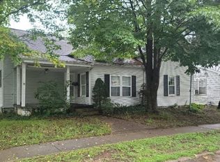1100 Jefferson Ave, Johnston City, IL 62951