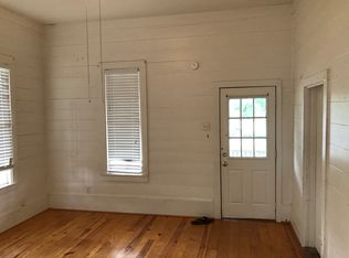 818 Hester St, Lexington, TX 78947