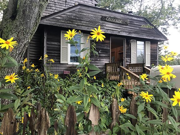 Creekside street view