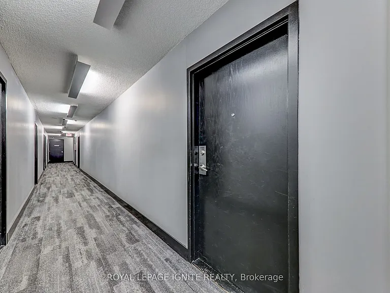 38 Joe Shuster Way #722 — Photo 6