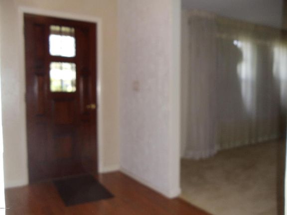 3rd image of 721 W River Oak Dr