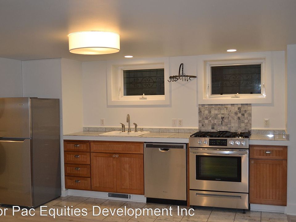 2nd image of 1712 14th Ave #17