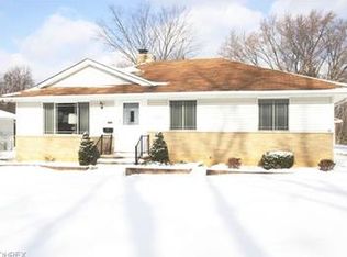 21950 Robert Ave, Rocky River, OH
