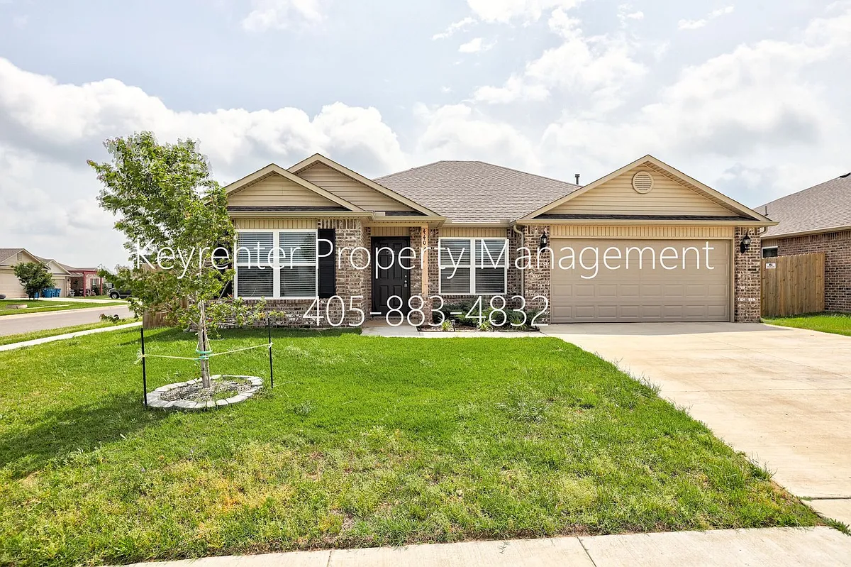 Building Photo - 440 Fox Den Dr