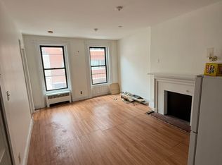 262 Newbury St #2B, Boston, MA 02116