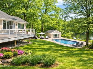 46 Stonehedge Dr S, Greenwich, CT 06831