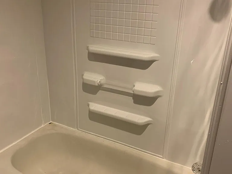 Upstairs bathroom cont